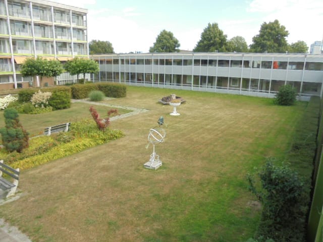 Foto 5 van Weerdjeshof 64
