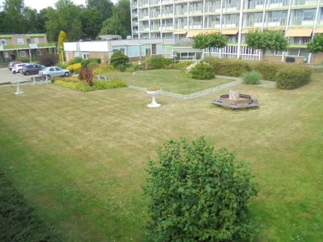 Foto 4 van Weerdjeshof 64
