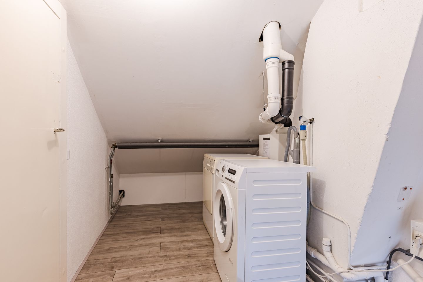 Foto 19 van Oeverstraat 6