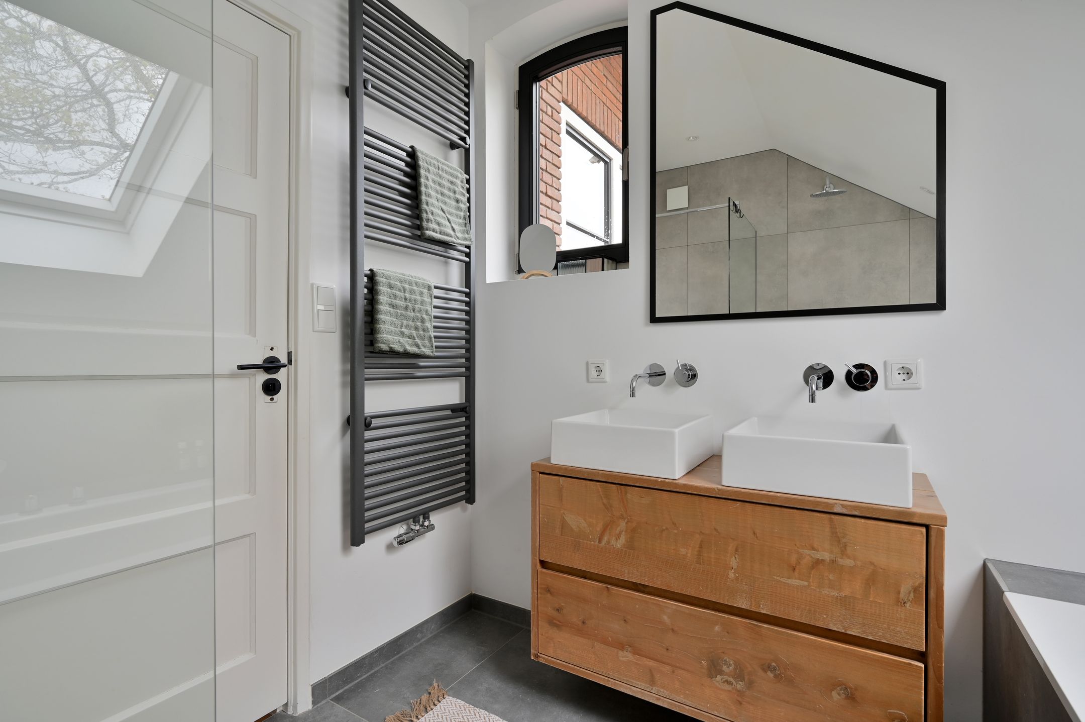 Foto 18 van Alberdingk Thijmlaan 33