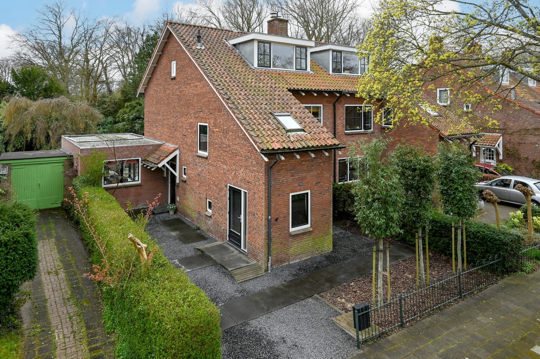 Foto 38 van Alberdingk Thijmlaan 33