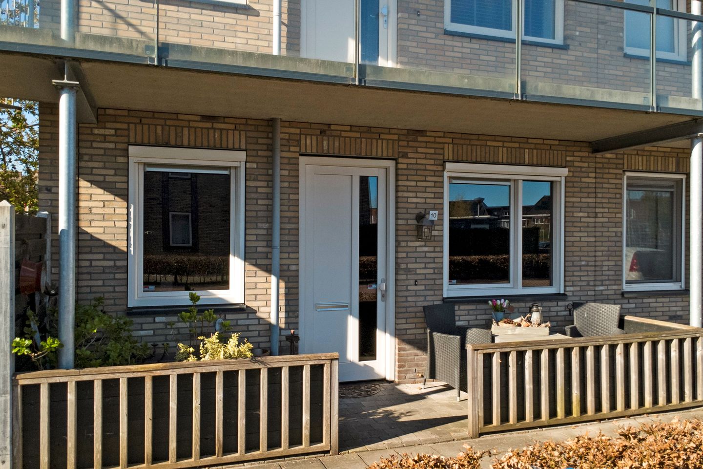 Luxurious ground floor apartment with water view and private parking in Zeewolde — 29