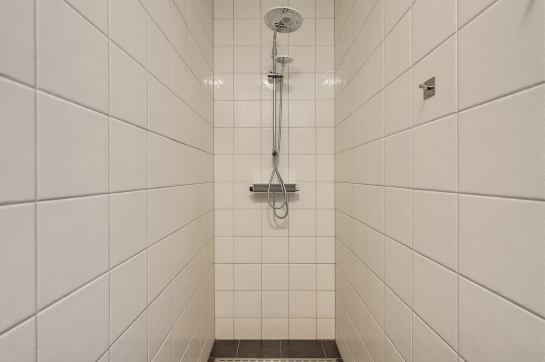 Luxurious ground floor apartment with water view and private parking in Zeewolde — 23