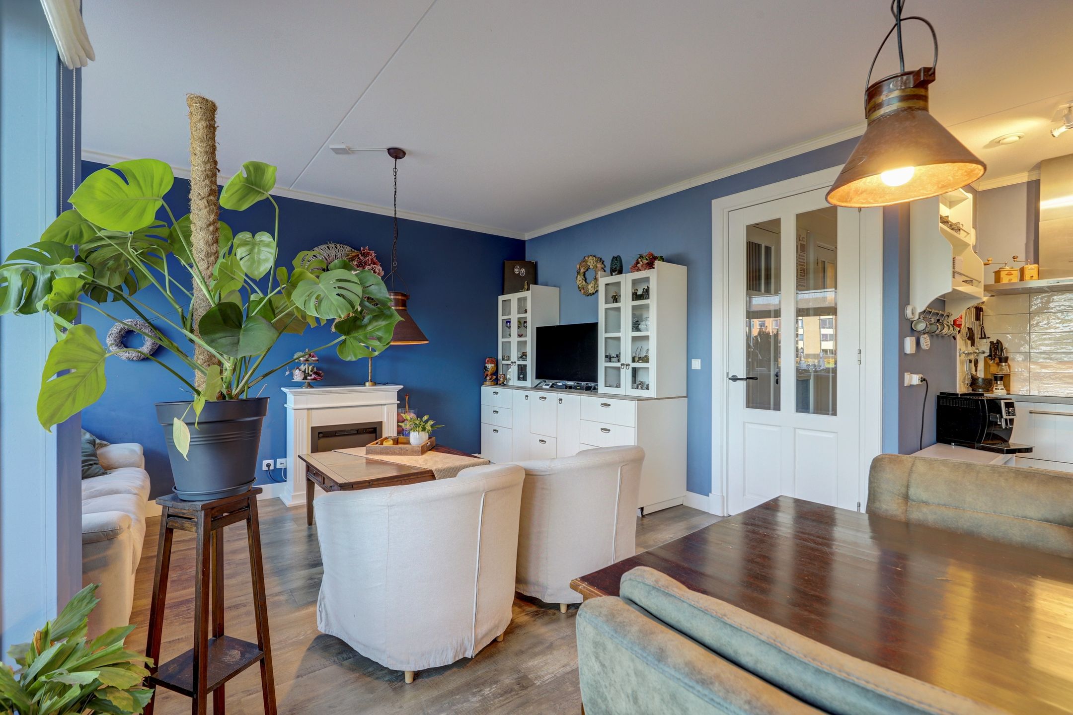 Luxurious ground floor apartment with water view and private parking in Zeewolde — 12