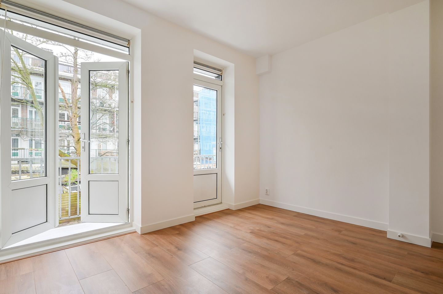 Foto 10 van Makassarstraat 40-1