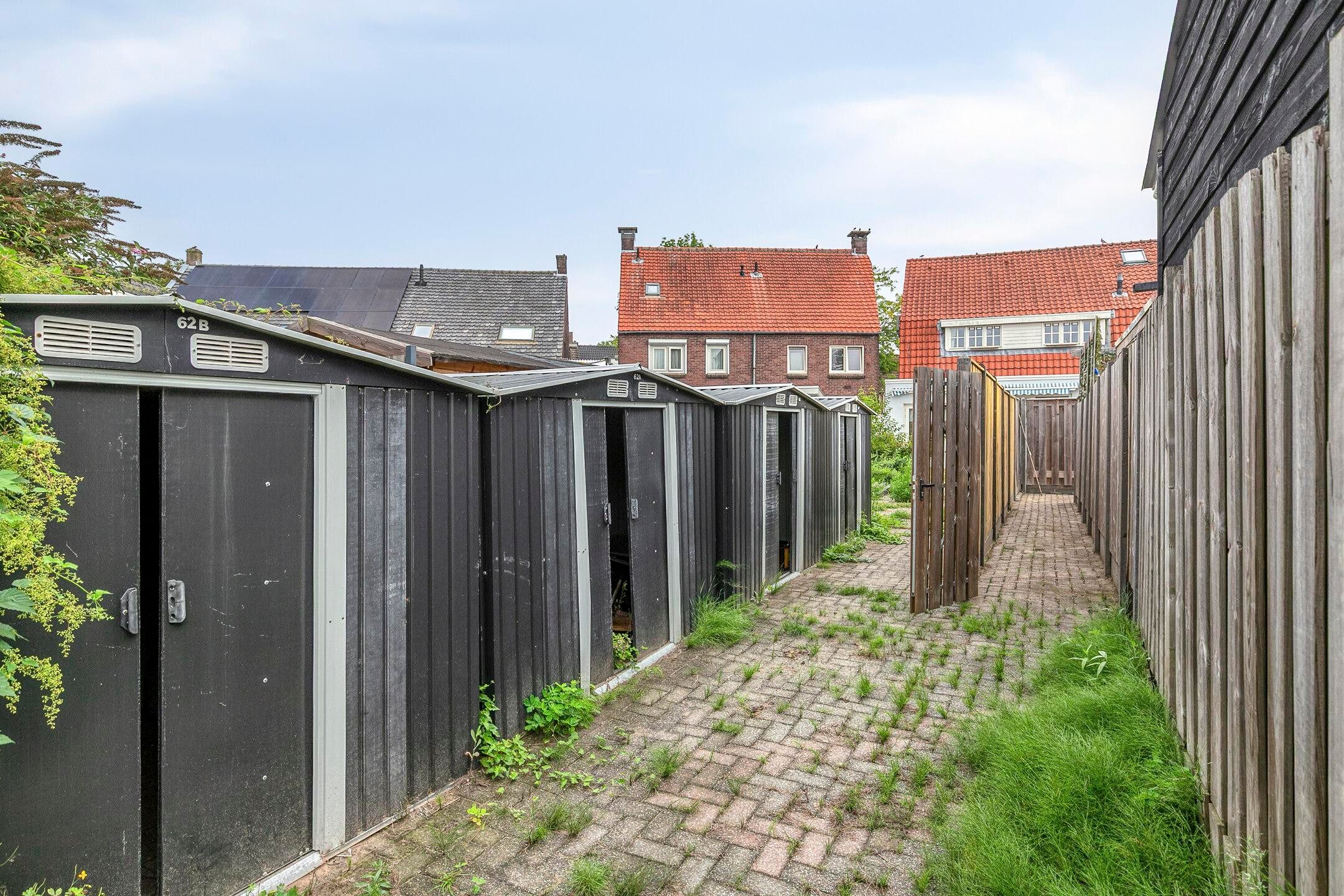 Move-in ready ground floor apartment with garden in Geldrop — 24