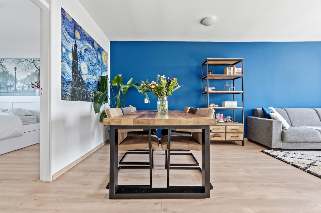 Bright apartment with sunny balcony in popular Leiden district — 16