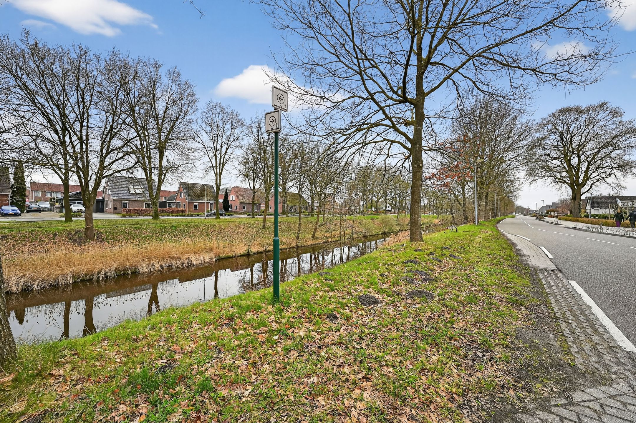 Photo 39 of Van Echtenskanaal NZ 53