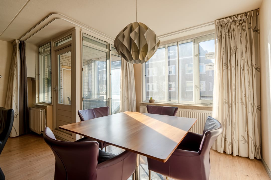 Photo 11 of Torenstraat 127