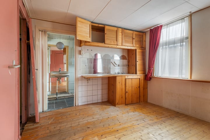 Photo 4 of Torenstraat 120