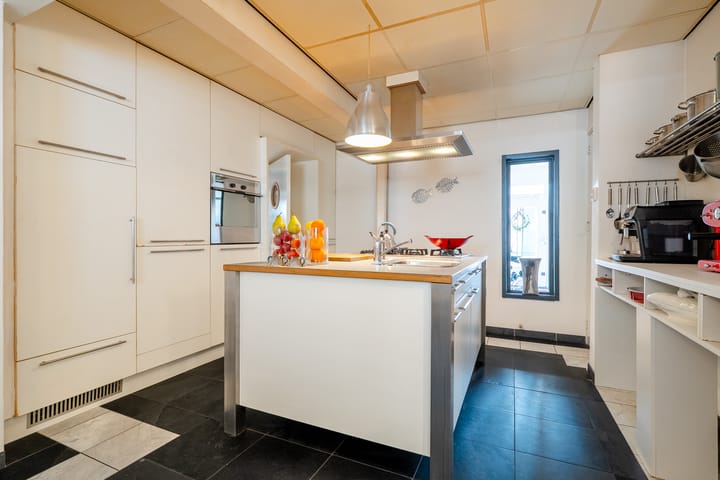 Photo 4 of Kerkstraat 7