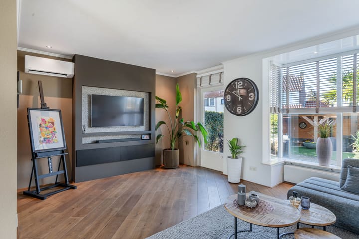 Photo 2 of Kastanjestraat 5