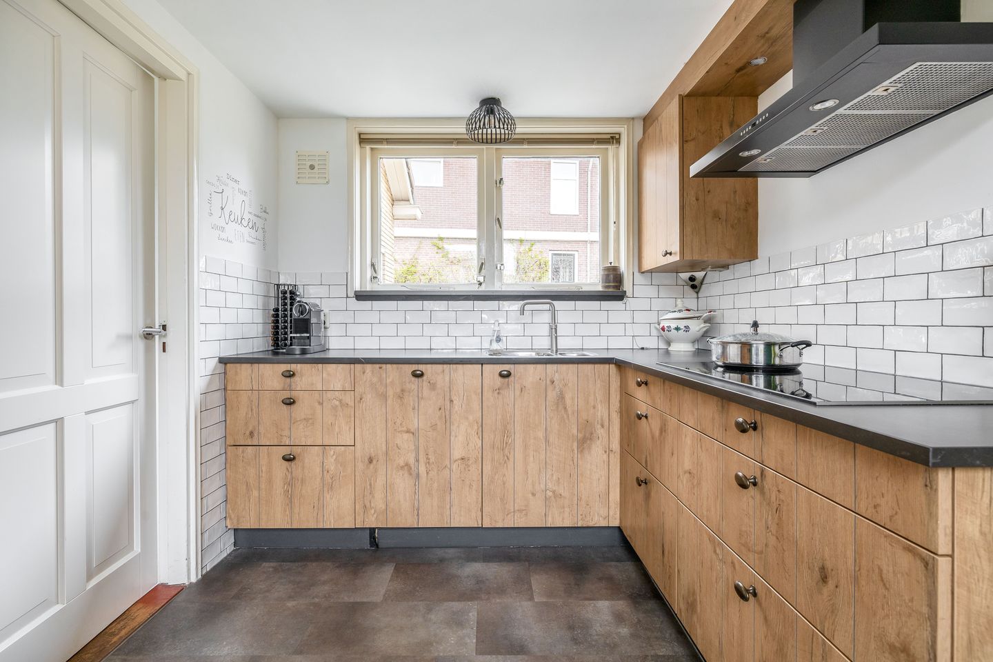 Foto 25 van Kerkebuurt 167