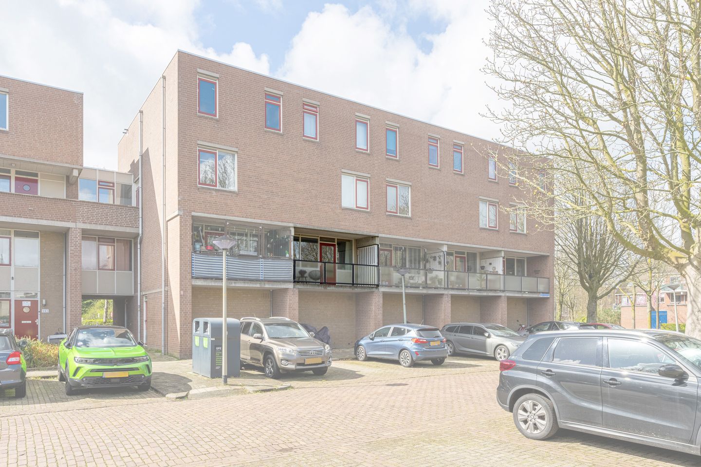 Foto 5 van Robert Schumanring 187