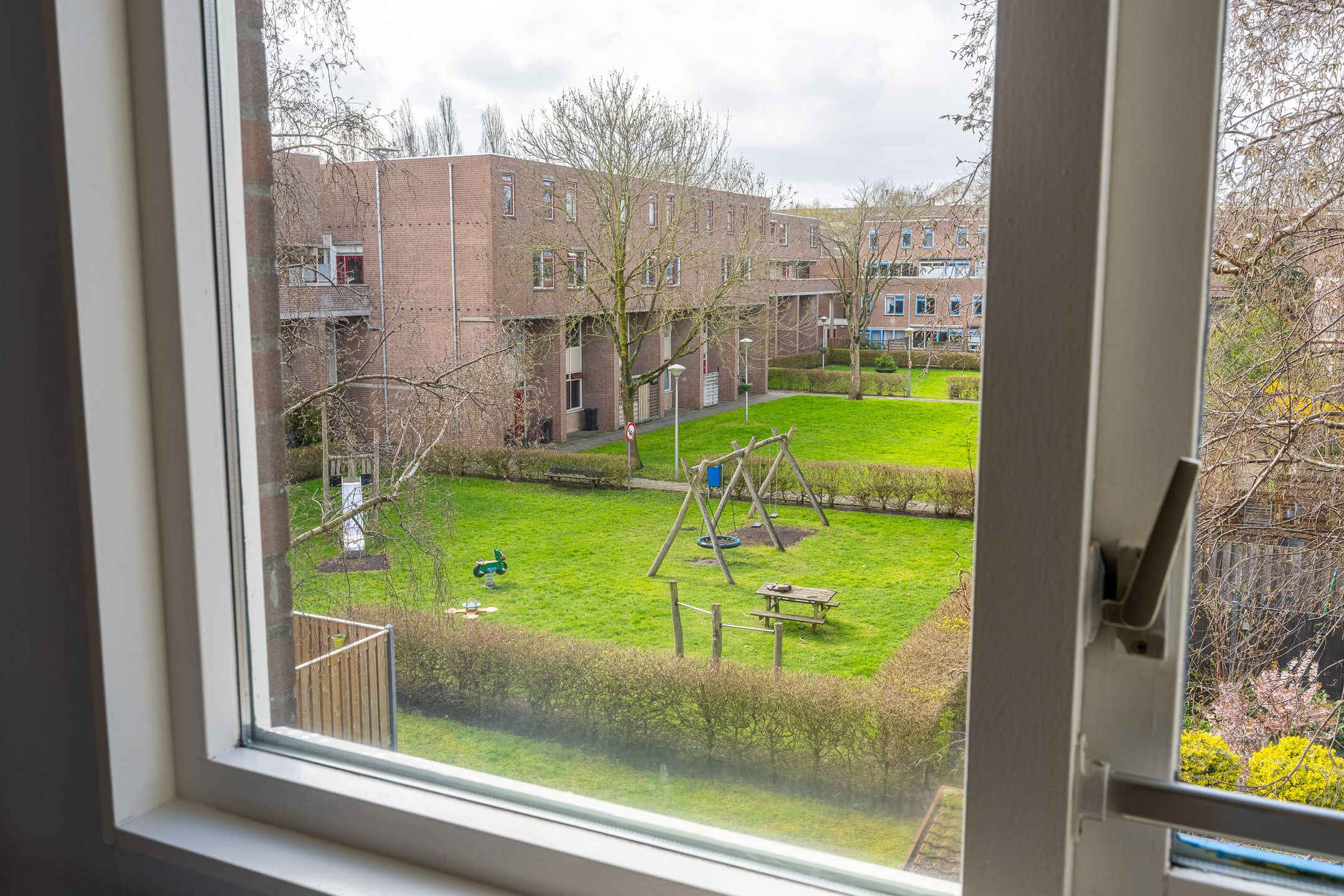 Foto 12 van Robert Schumanring 187