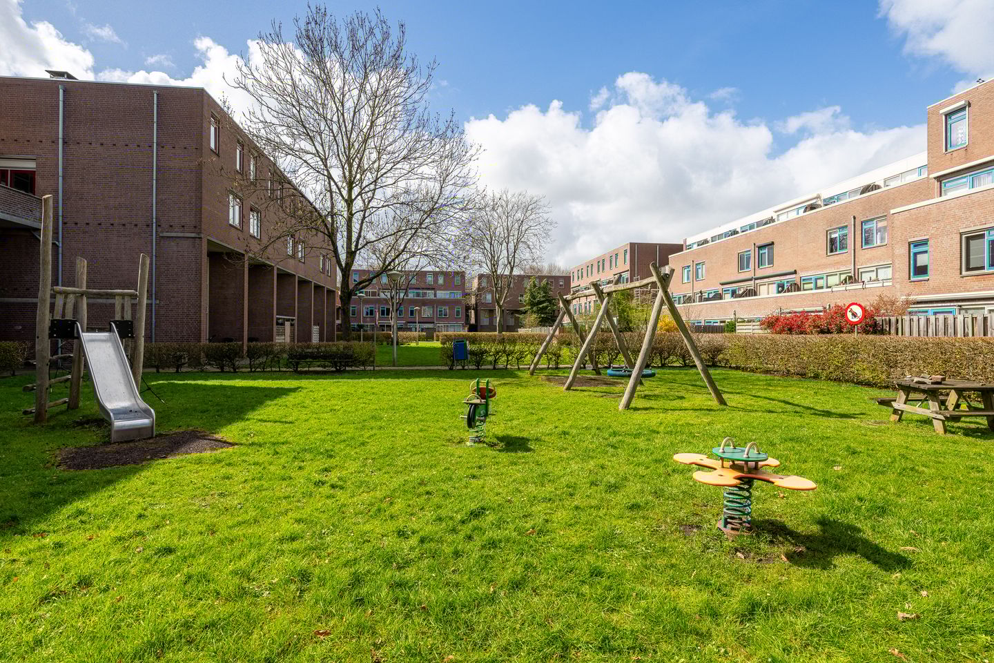 Foto 35 van Robert Schumanring 187