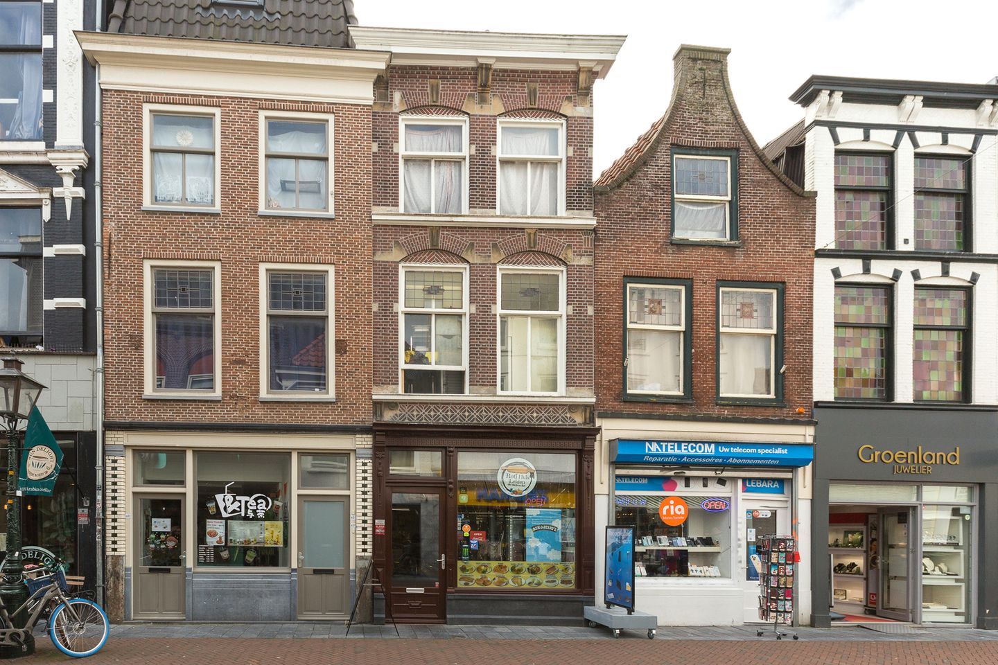 Bekijk foto 1 van Haarlemmerstraat 61