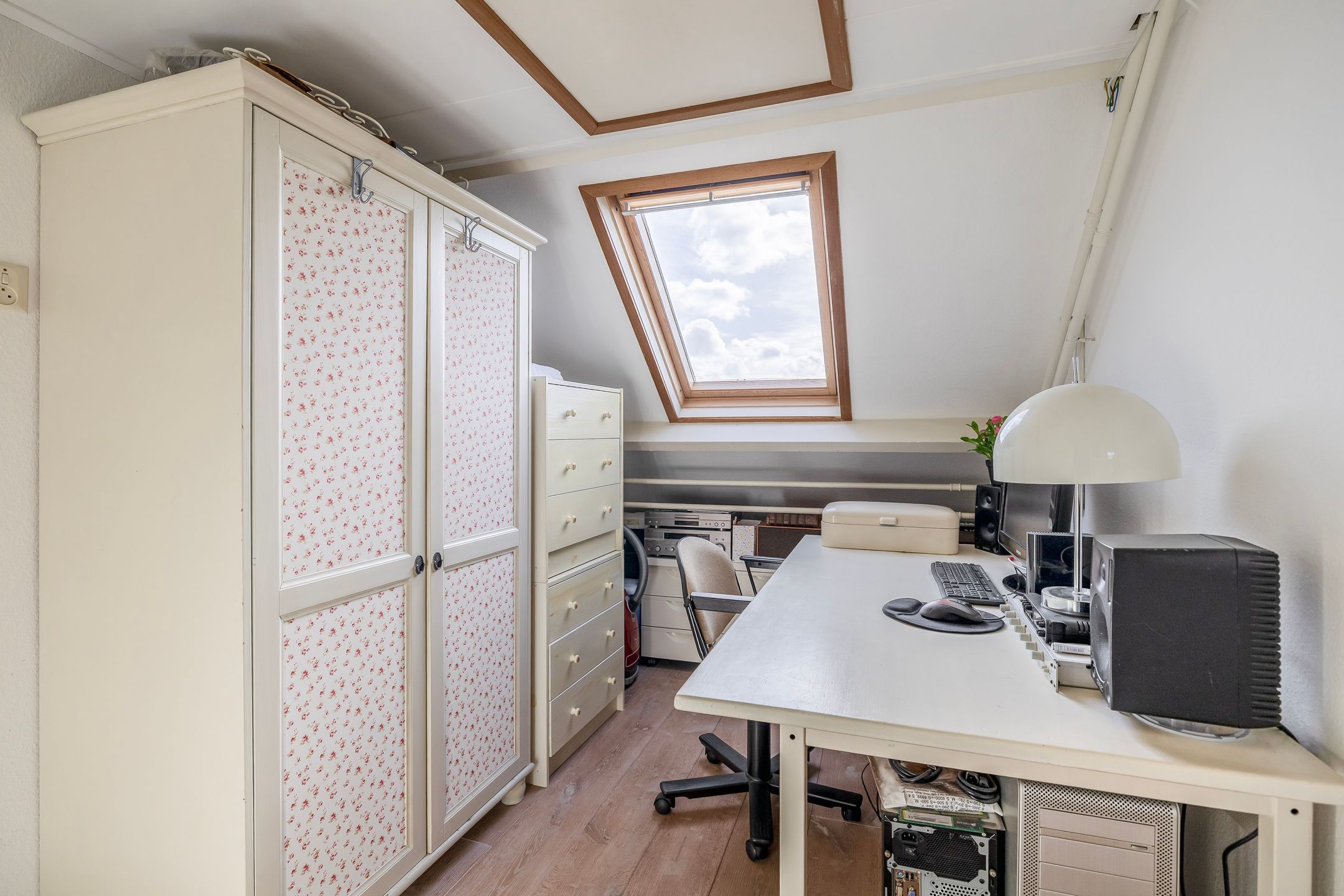 Foto 33 van Weegbree 6