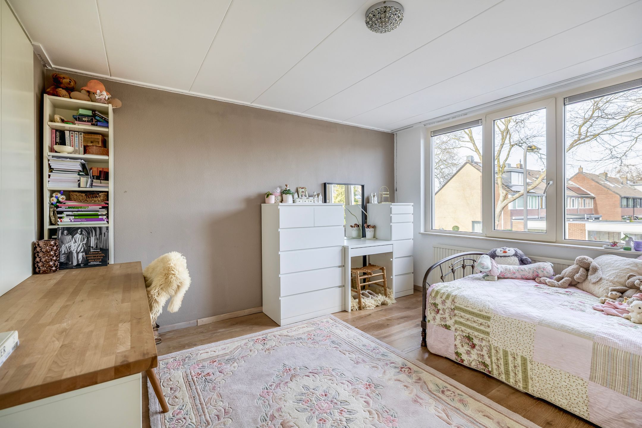 Foto 30 van Weegbree 6