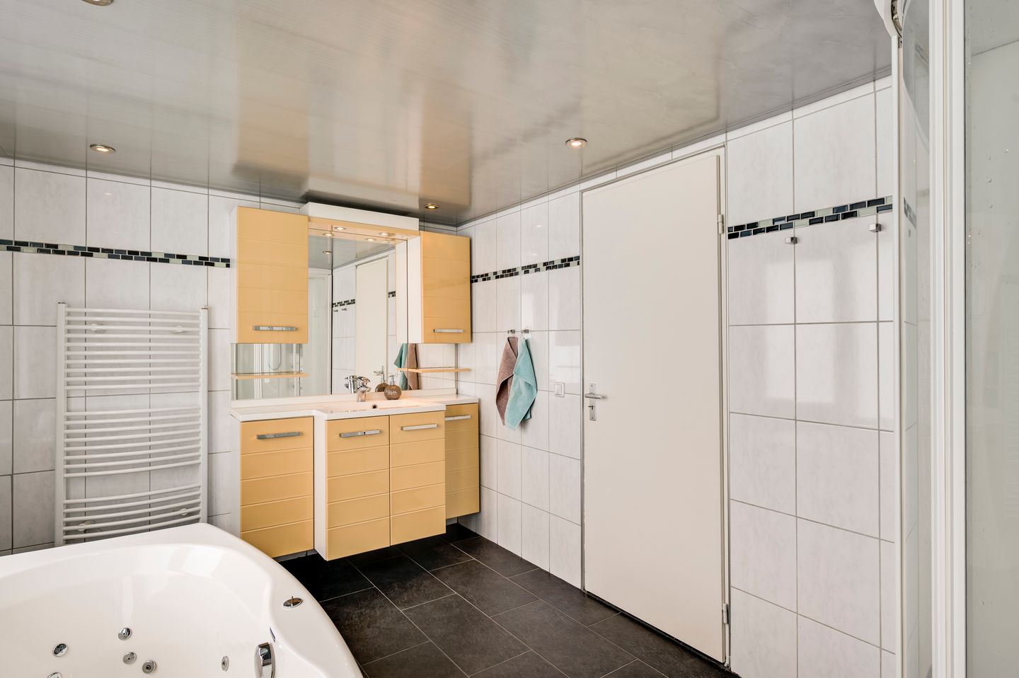 Photo 14 of Zwembadweg 2-80