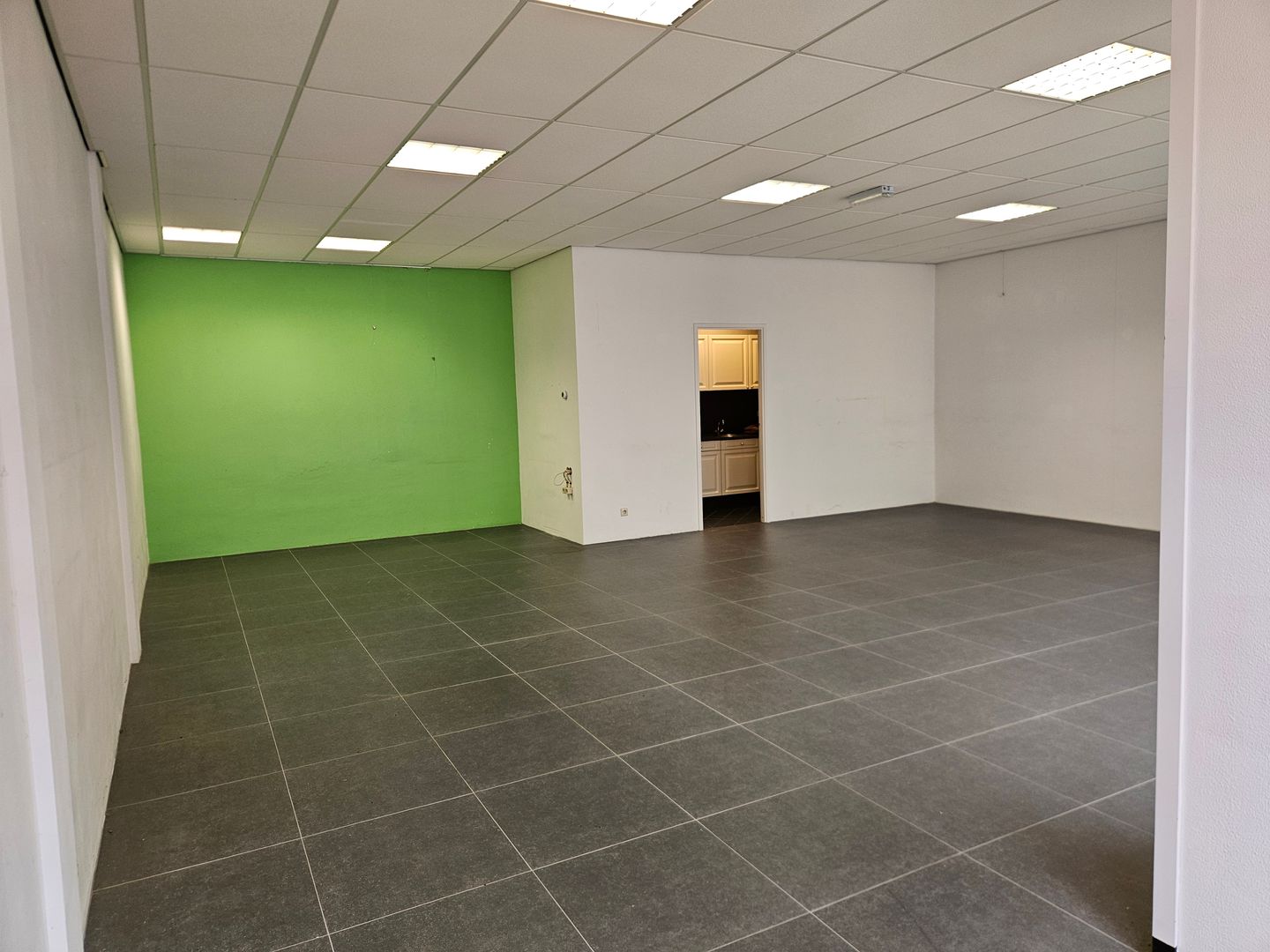 View photo 4 of Gindrapassage 8