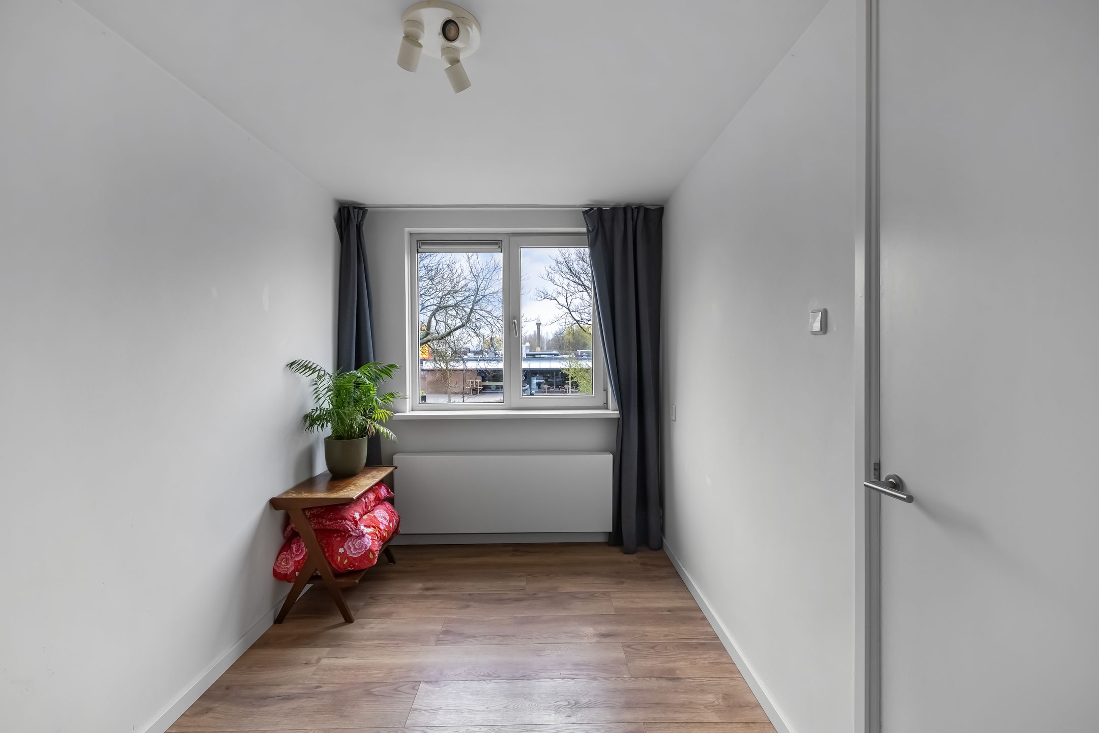 Move-in ready energy-efficient family home with 5 bedrooms in Huizermaat — 18
