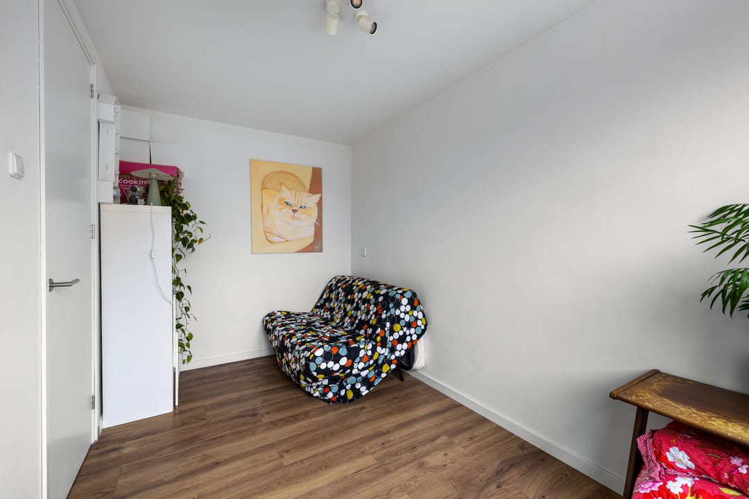 Move-in ready energy-efficient family home with 5 bedrooms in Huizermaat — 17