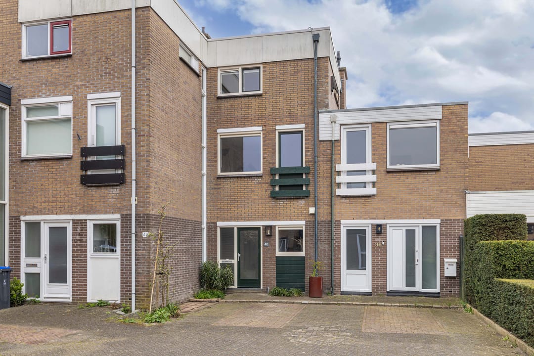 Instapklaar, energiezuinig gezinshuis met 5 slaapkamers in Huizermaat