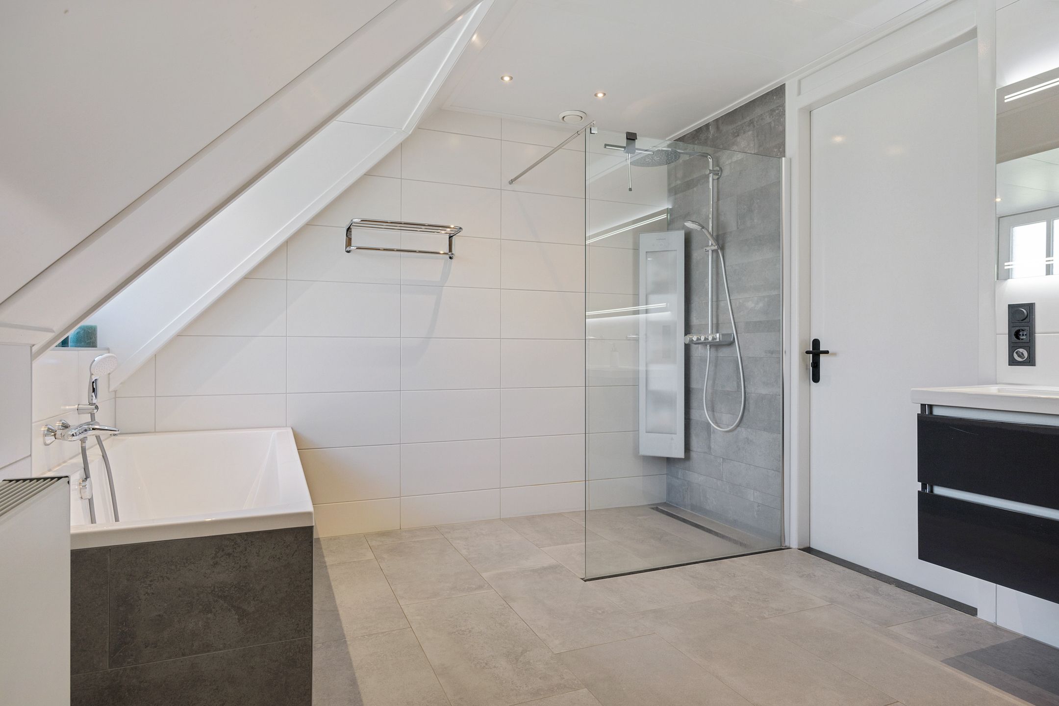 Foto 27 van Valtherweg 36-210