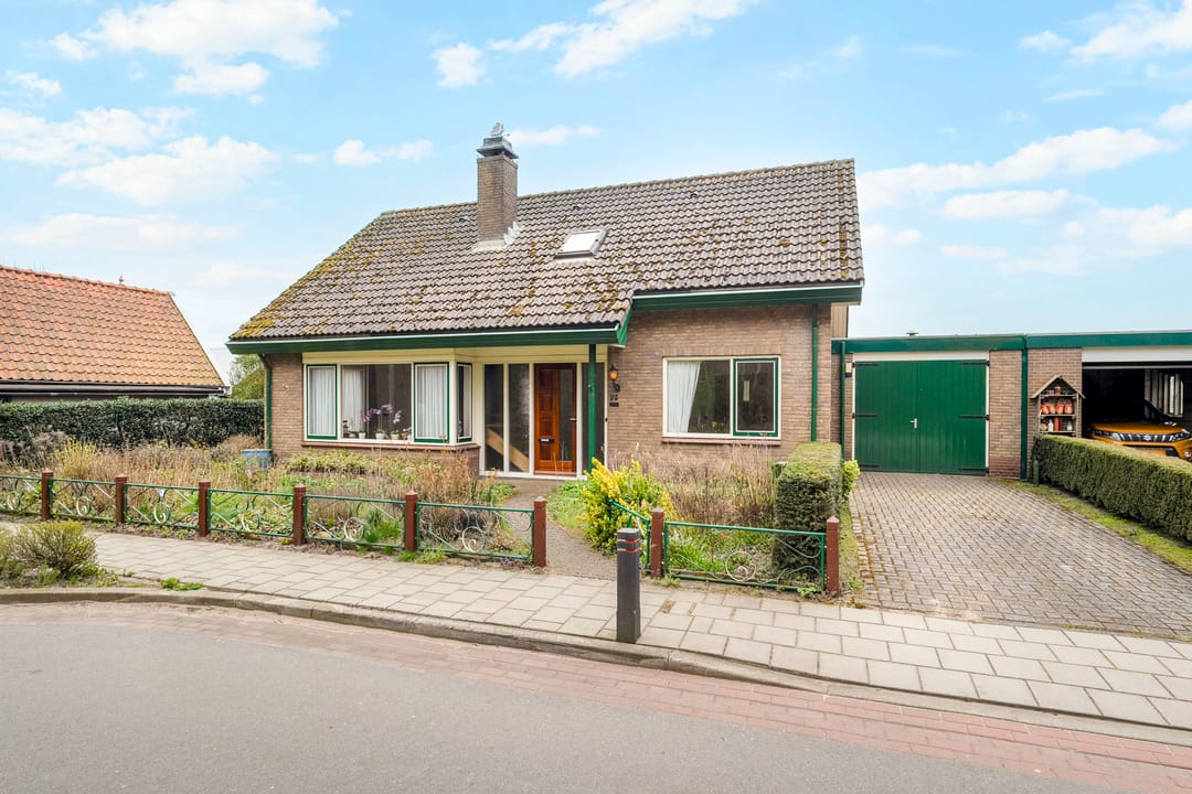 Photo 2 of Zeeweg 23