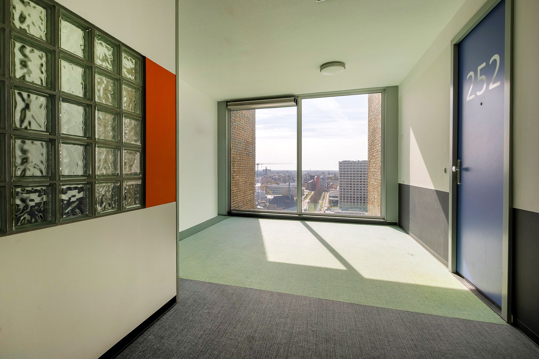 Photo 27 of Wielewaalplein 248