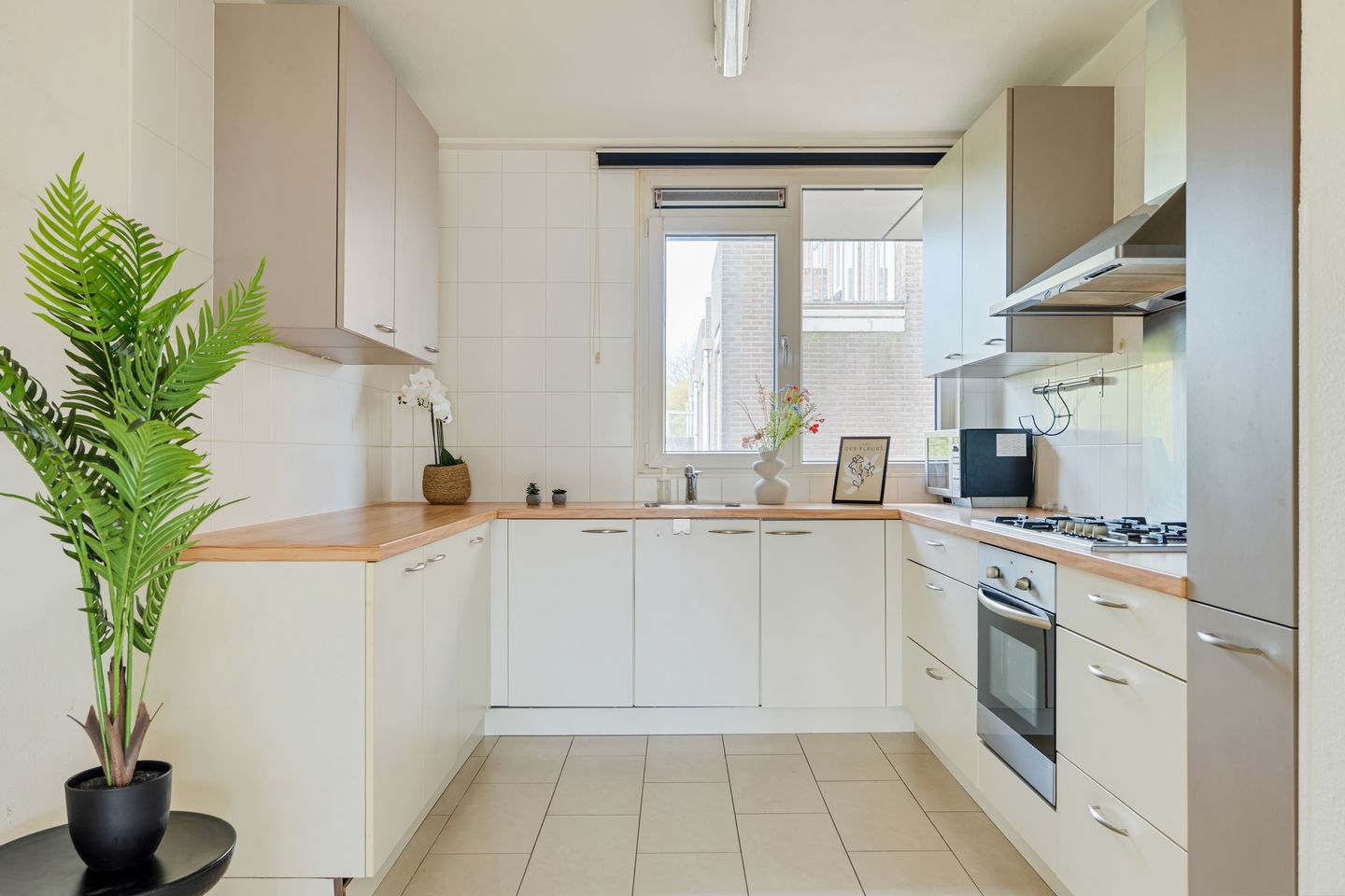 Foto 25 van Remmerdenplein 45