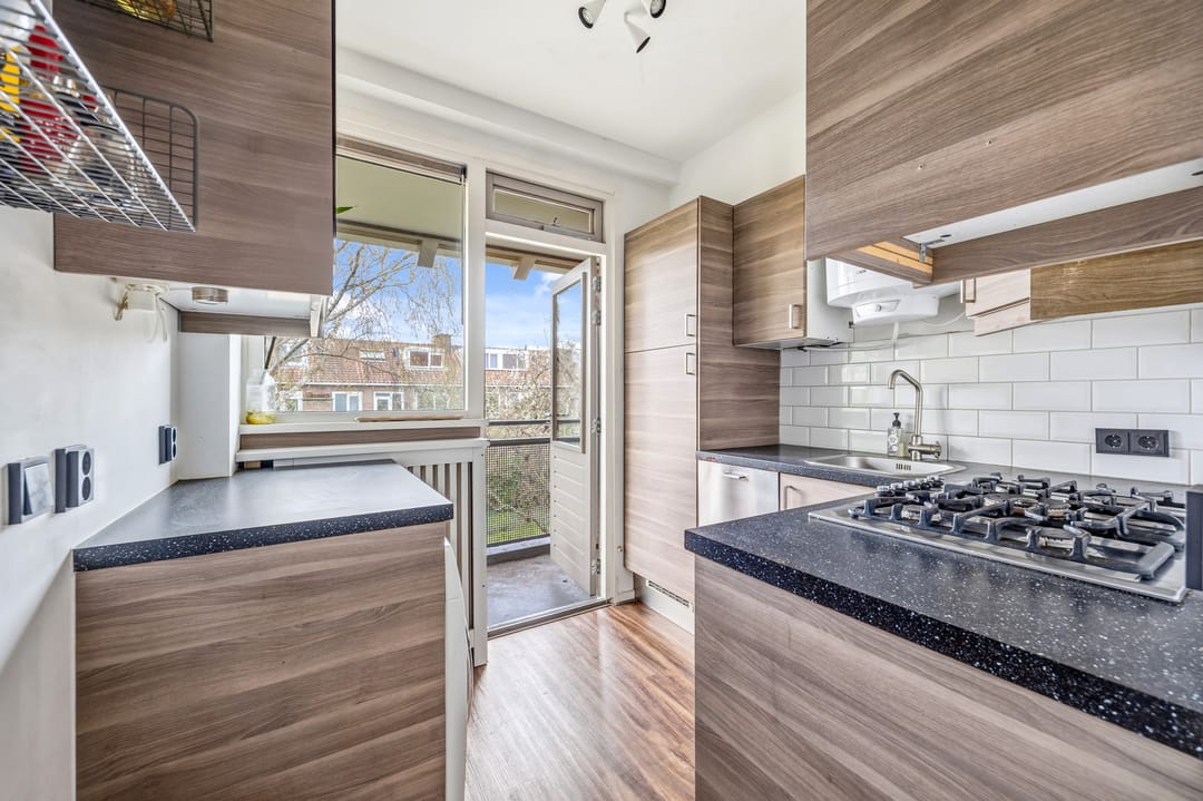 Photo 13 of Jacob van Lennepstraat 47