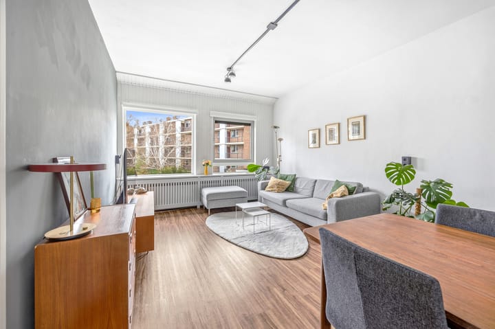 Photo 2 of Jacob van Lennepstraat 47