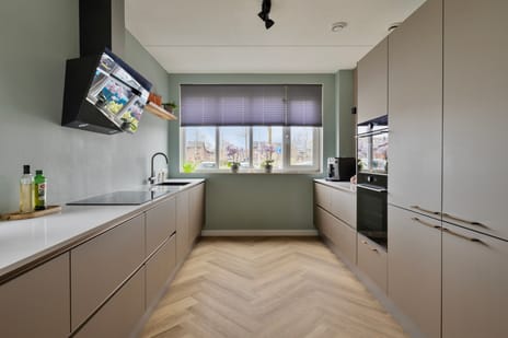 Zwanebloem 2 secondary image