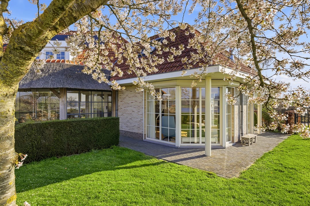 Luxury waterfront villa with wellness facilities and energy label A near Otheense Kreek — 68