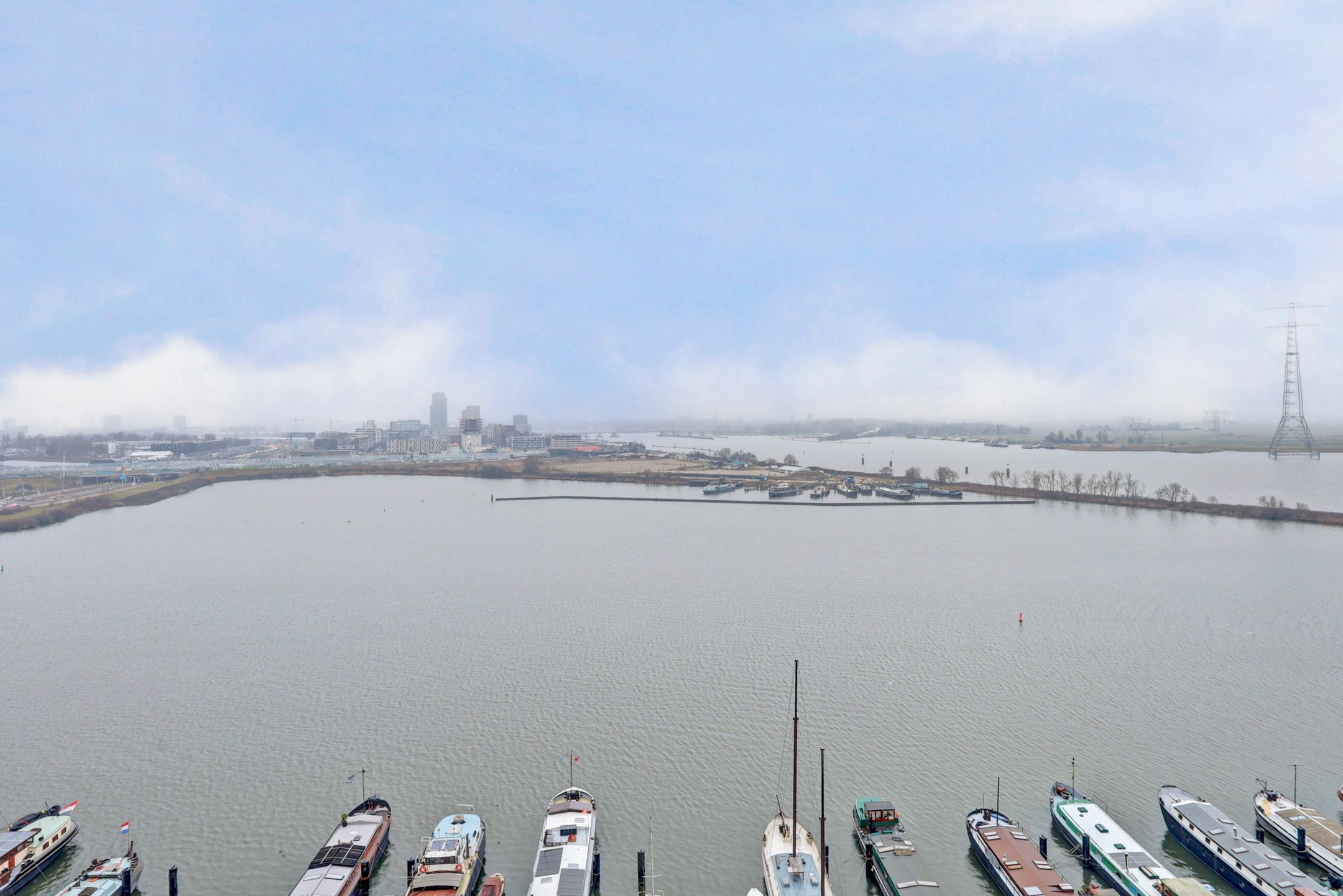 Foto 18 van Haringbuisdijk 947