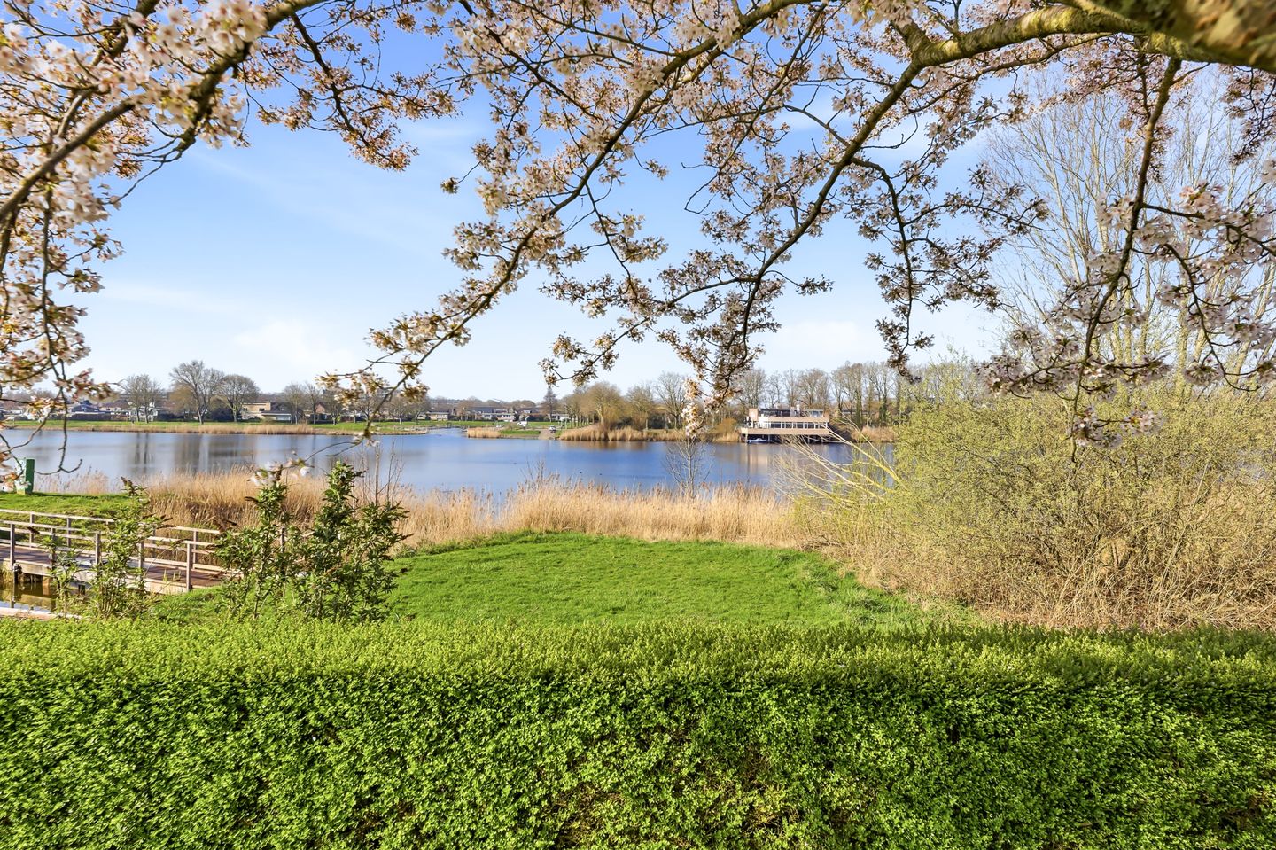 Luxury waterfront villa with wellness facilities and energy label A near Otheense Kreek — 70