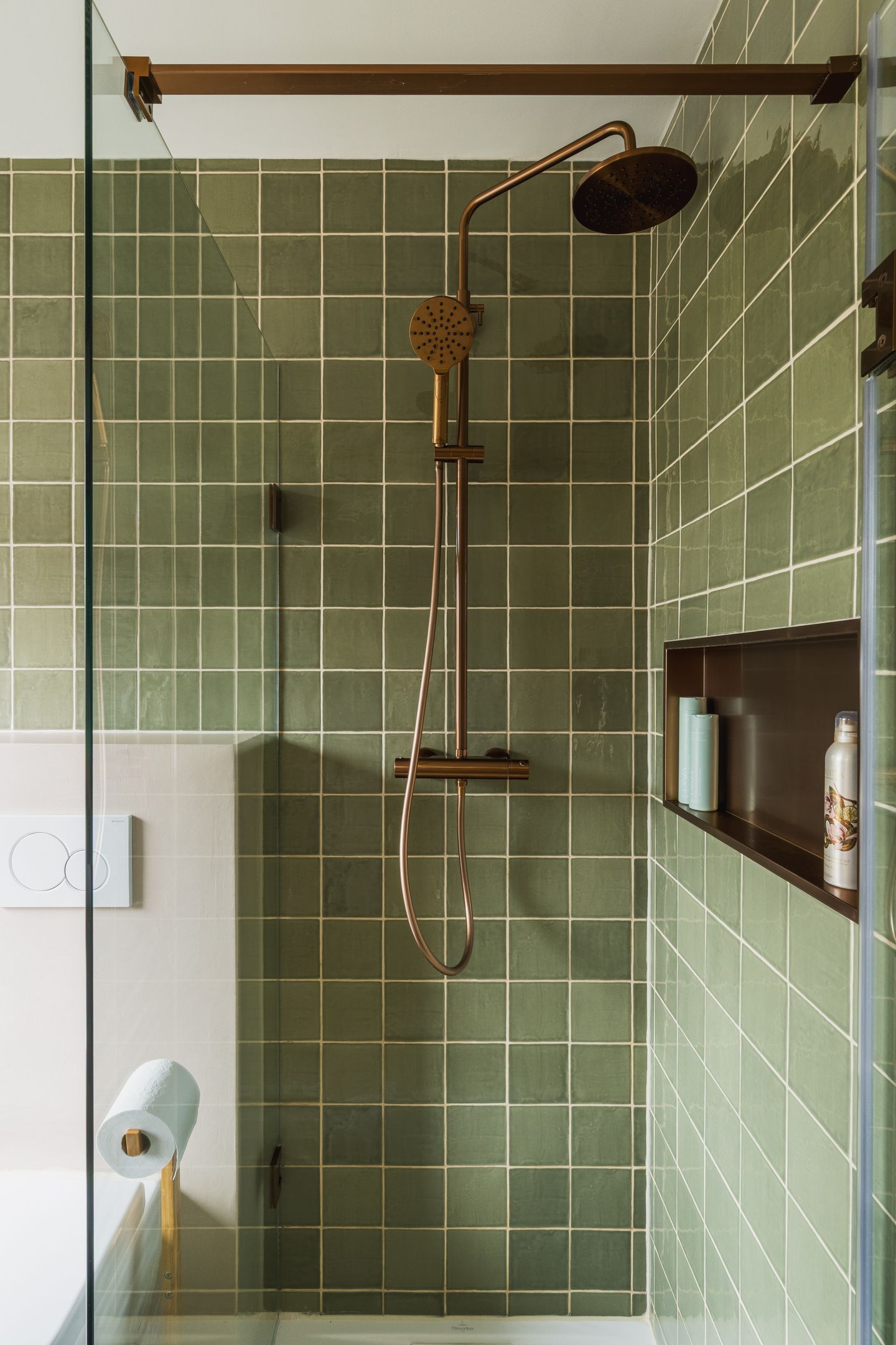 Foto 35 van Adrianalaan 261