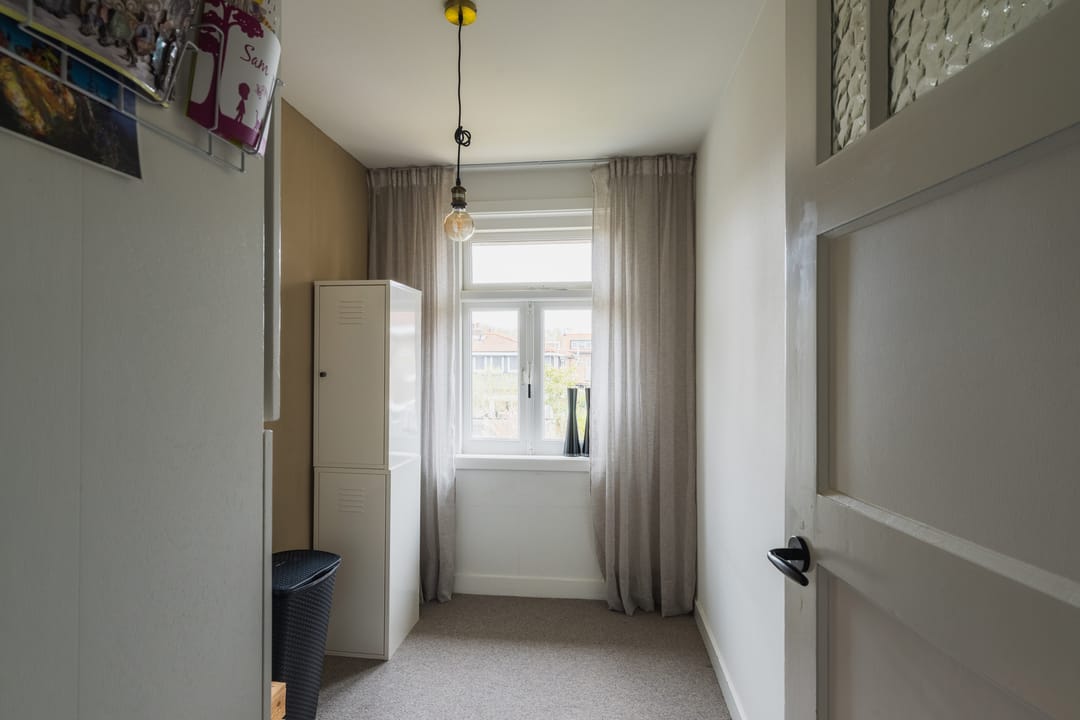 Foto 32 van Adrianalaan 261