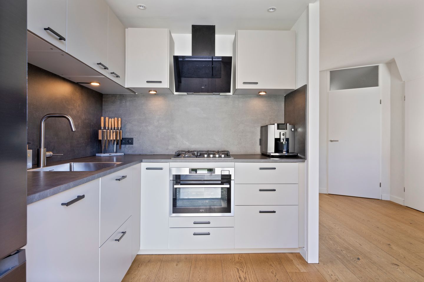 Foto 19 van Cloete 24