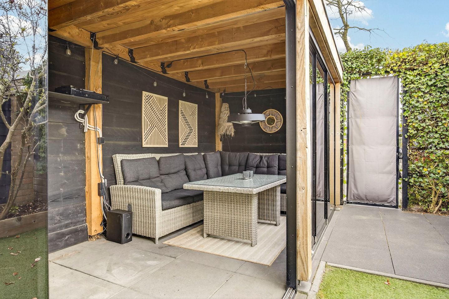 Foto 20 van Albert van Dalsumlaan 97