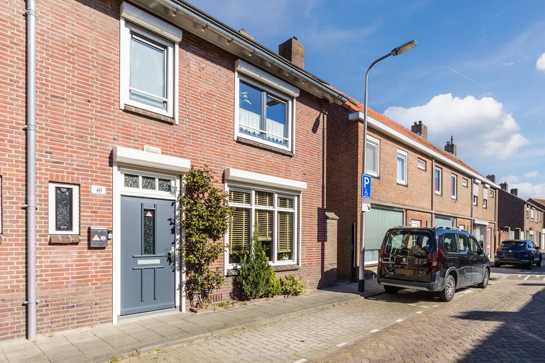 Foto 32 van Outshoornstraat 40