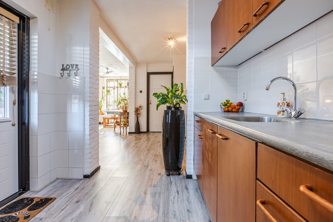 Foto 11 van Outshoornstraat 40