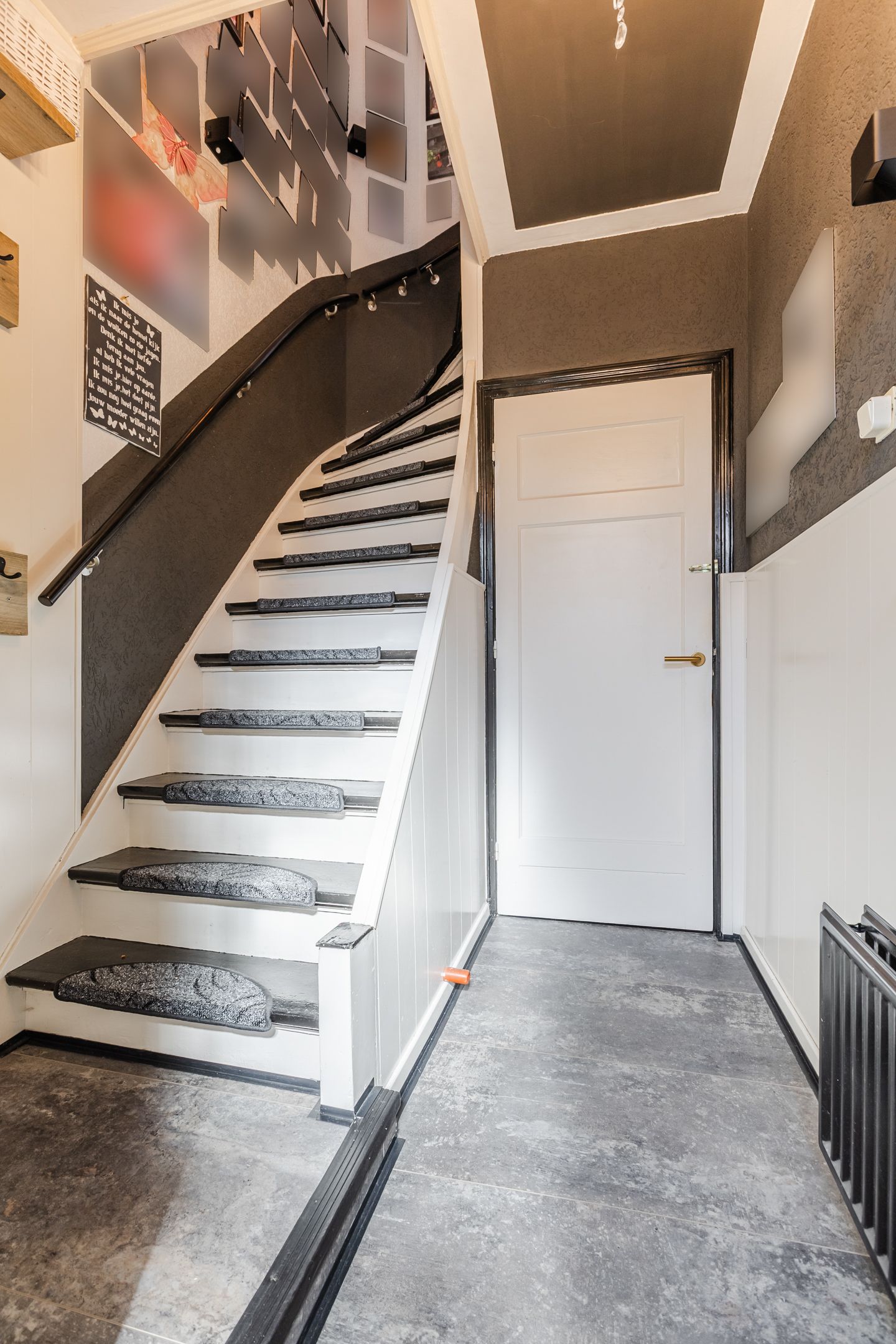 Foto 12 van Outshoornstraat 40