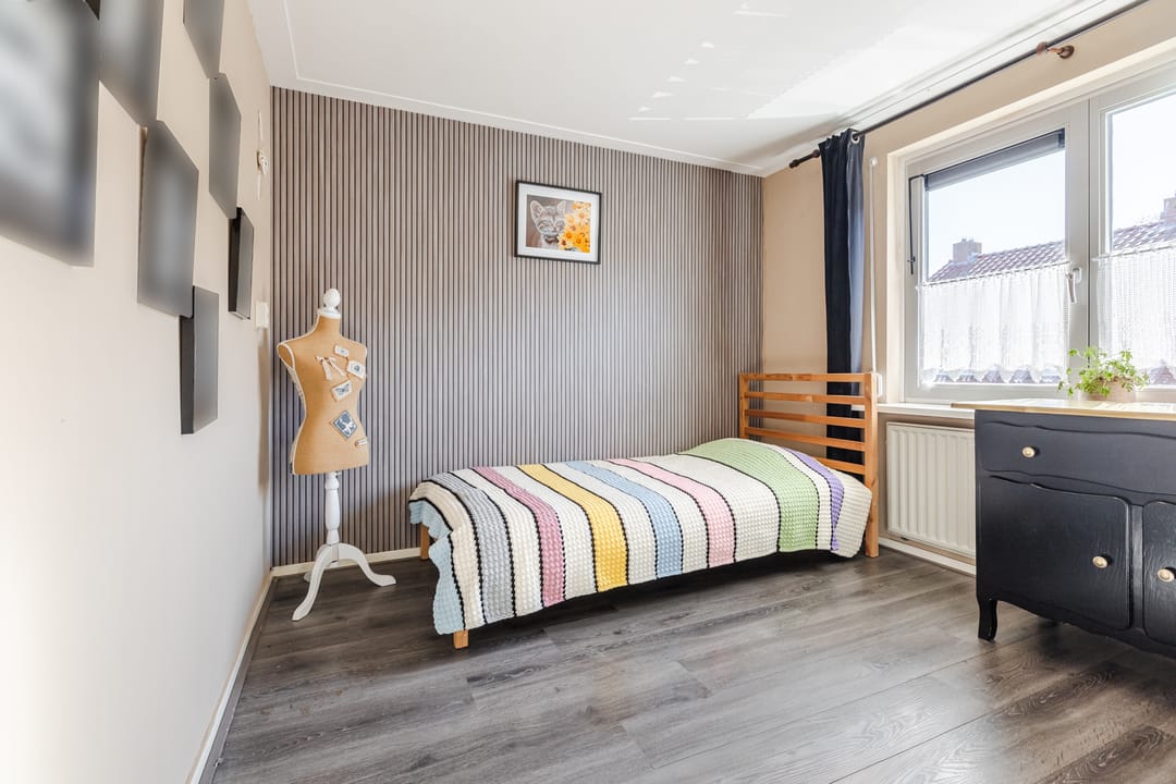 Foto 17 van Outshoornstraat 40