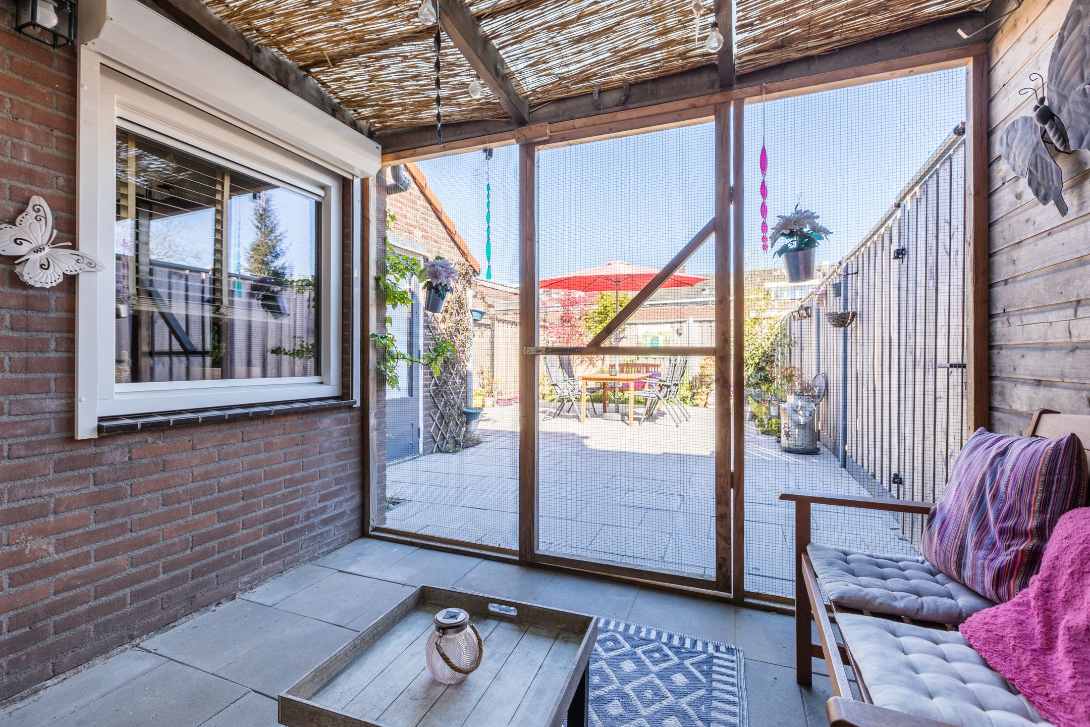 Foto 24 van Outshoornstraat 40