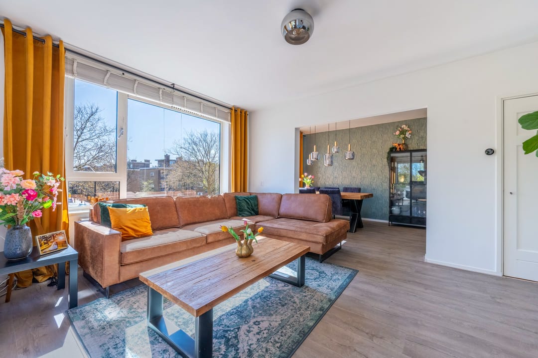 Photo 8 of Sir Winston Churchillln 188