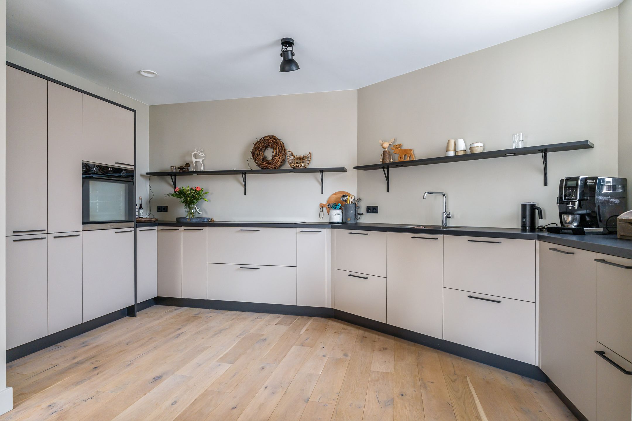 Foto 21 van Eskesstraat 2-E