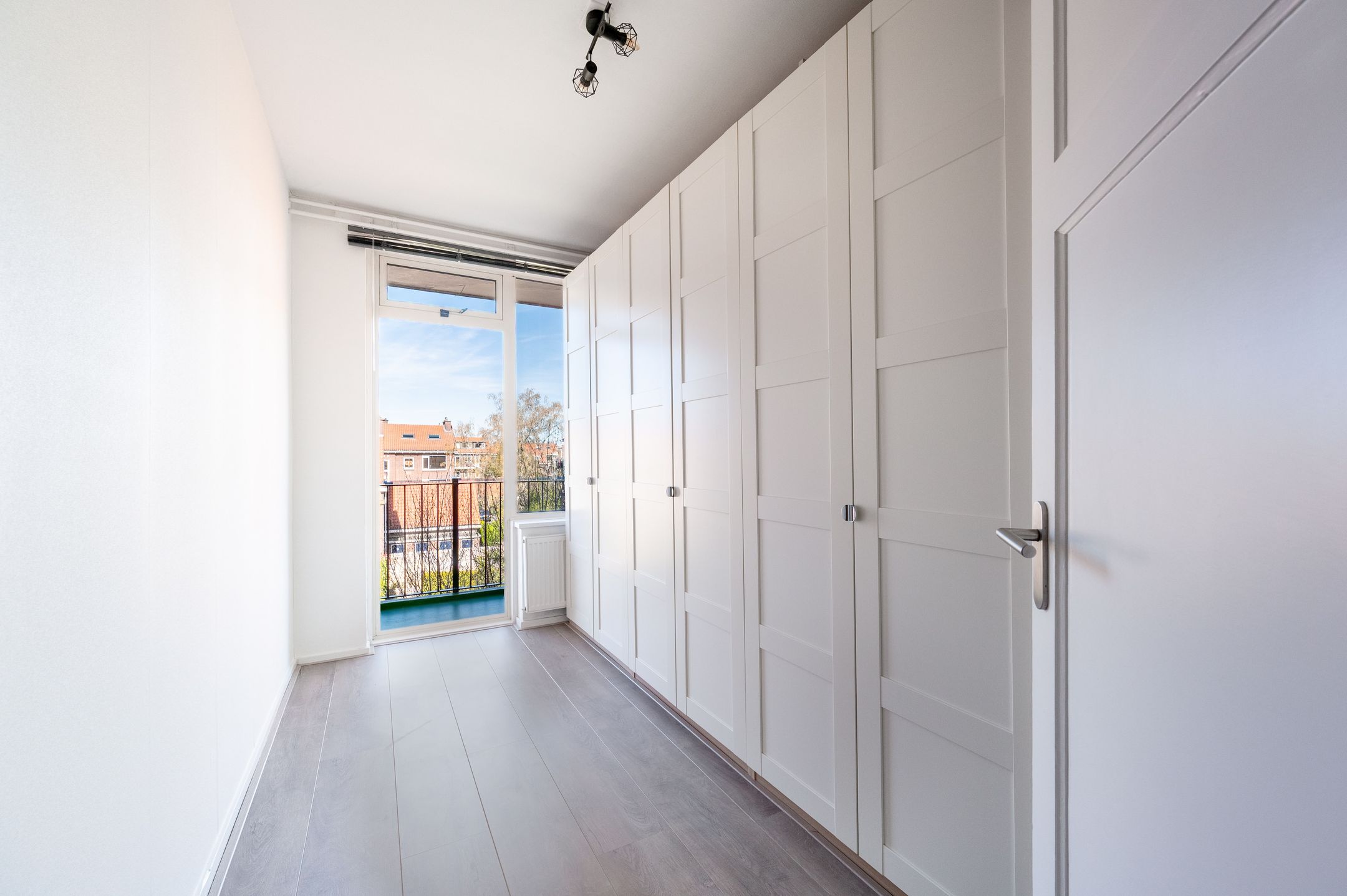 Photo 24 of Sir Winston Churchillln 188